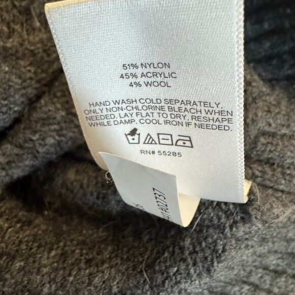 Mens Express Wool Blend Turtleneck Sweater, Size Small - Picture 6 of 6